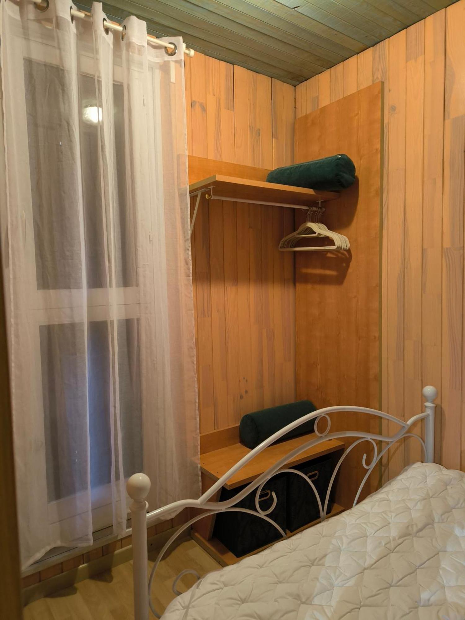 Appartement Vert Tendre Face A La Montagne Bagneres-de-Luchon Exterior photo